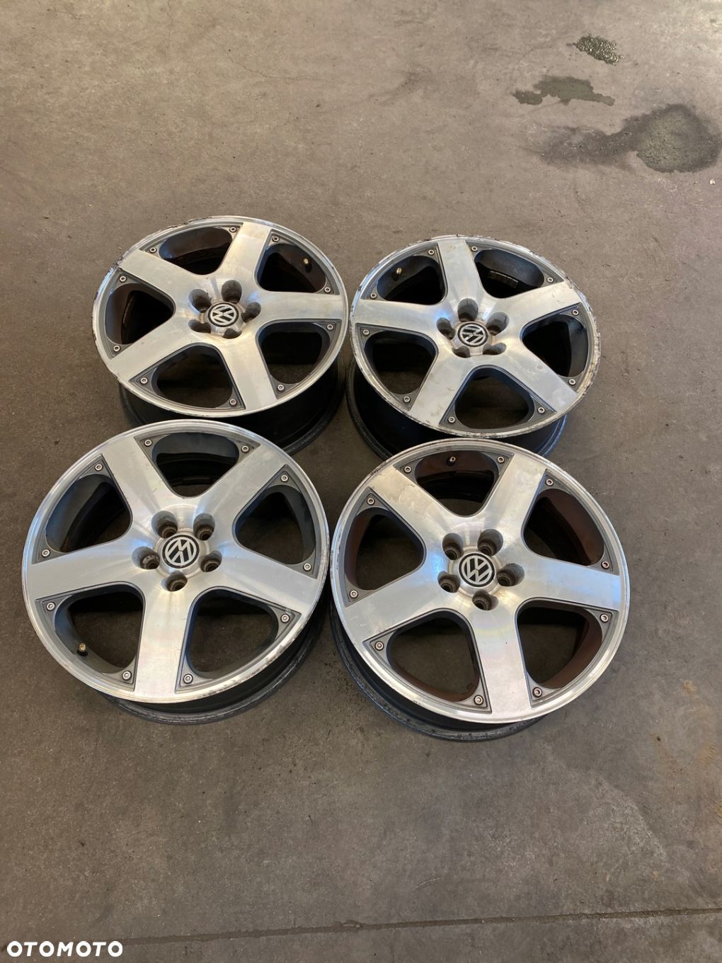 FELGI ALUMINIOWE VW 5x100 7jx17 et38 1j0601025S - 1