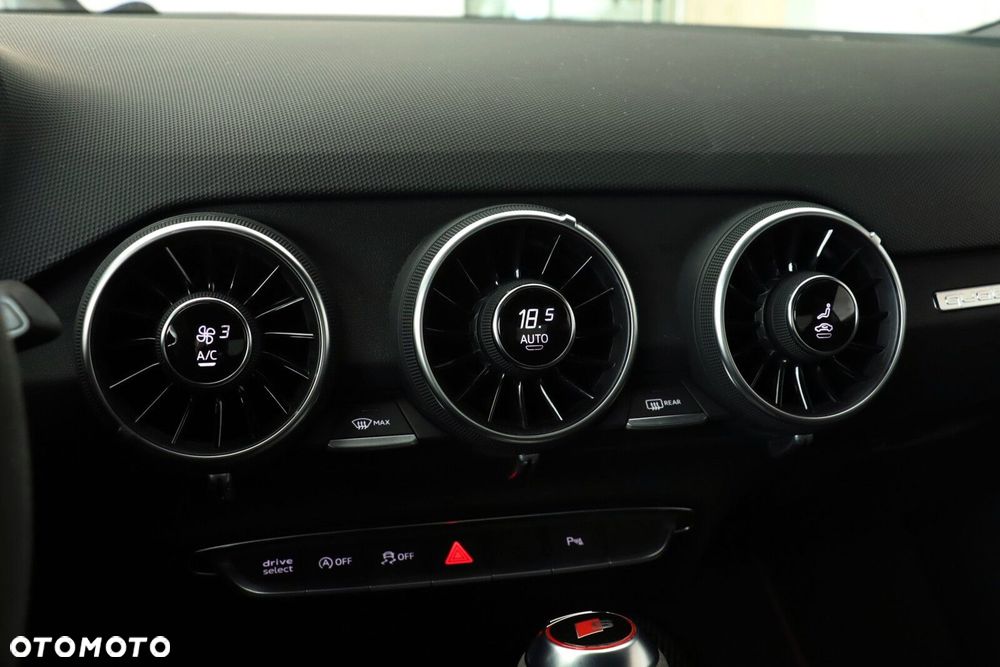 Audi TT S Coupé TFSI Quattro tronic - 29