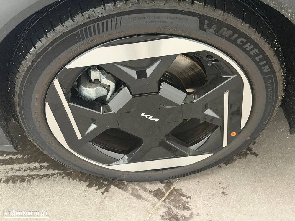 Kia EV4 81.4 kWh Tech - 6