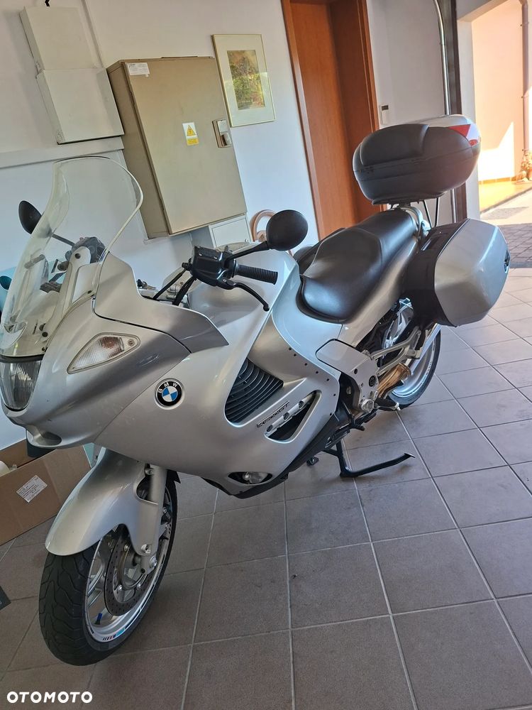 BMW K - 9