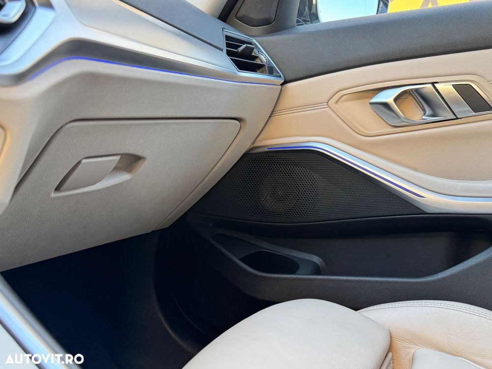 BMW Seria 3 320d xDrive AT MHEV - 30