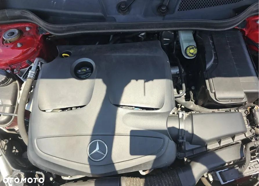 Mercedes-Benz CLA 250 4-Matic AMG Line - 14
