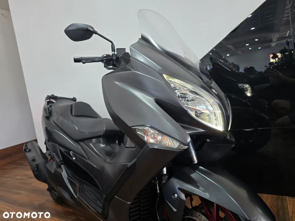 Suzuki Burgman - 32