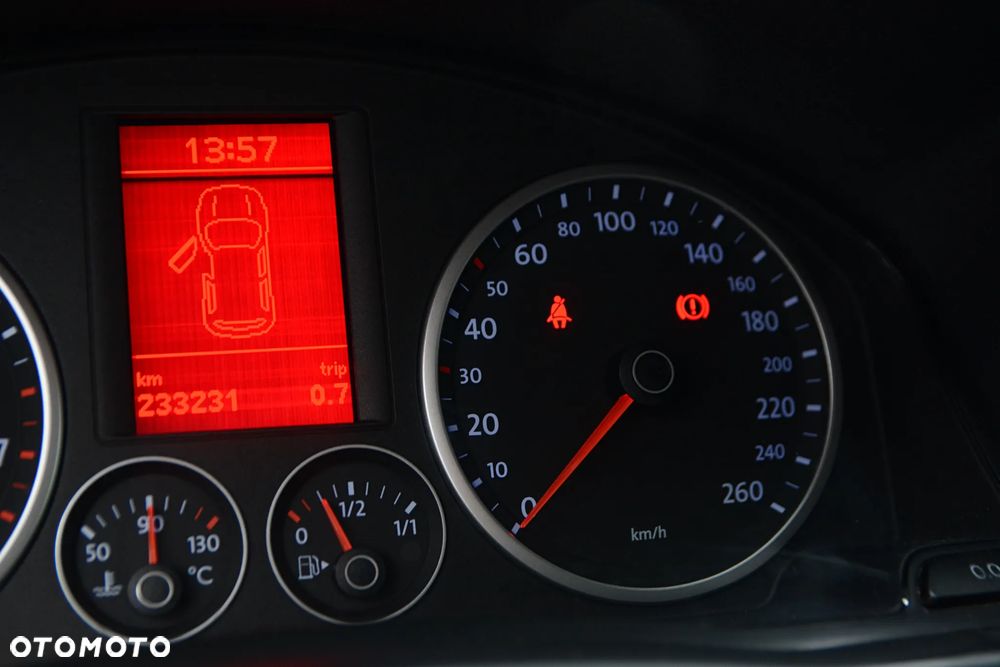 Volkswagen Tiguan - 15