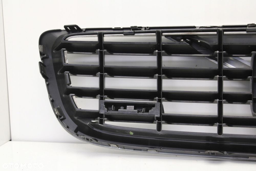 volvo v50 lift 07r- grill atrapa chłodnicy 30744914 - 8