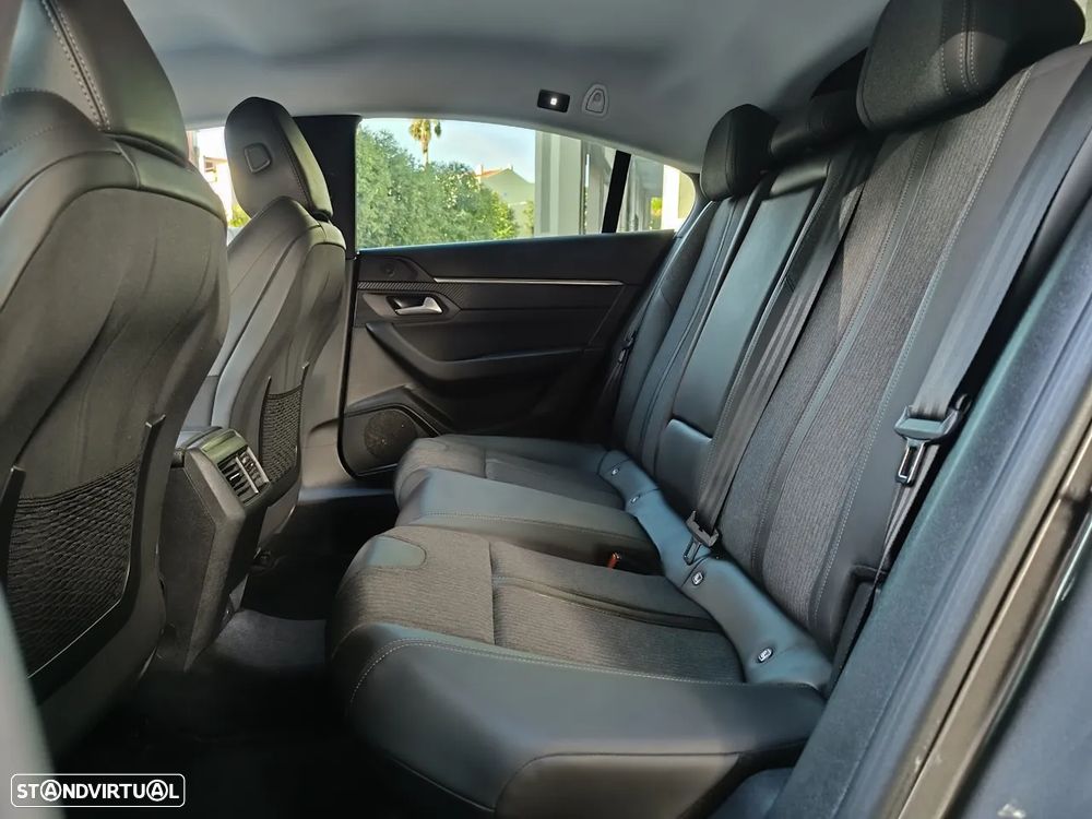 Peugeot 508 Hybrid 225 e-EAT8 Allure Pack - 15