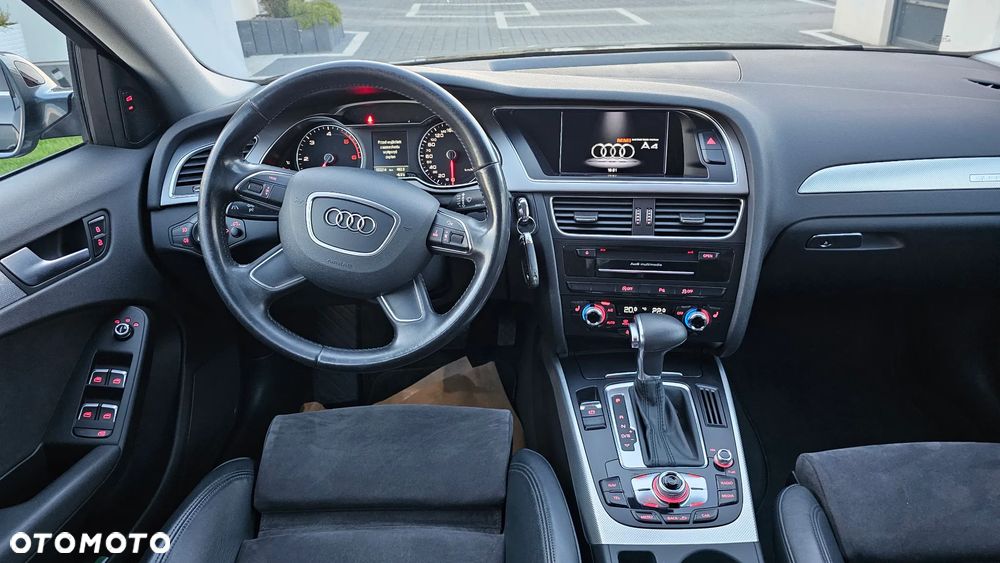 Audi A4 Avant 2.0 TDI DPF clean diesel quattro S tronic S line Sportpaket - 24