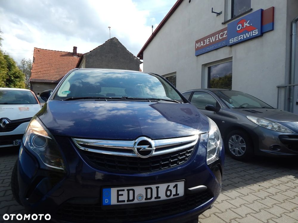 Opel Zafira - 2