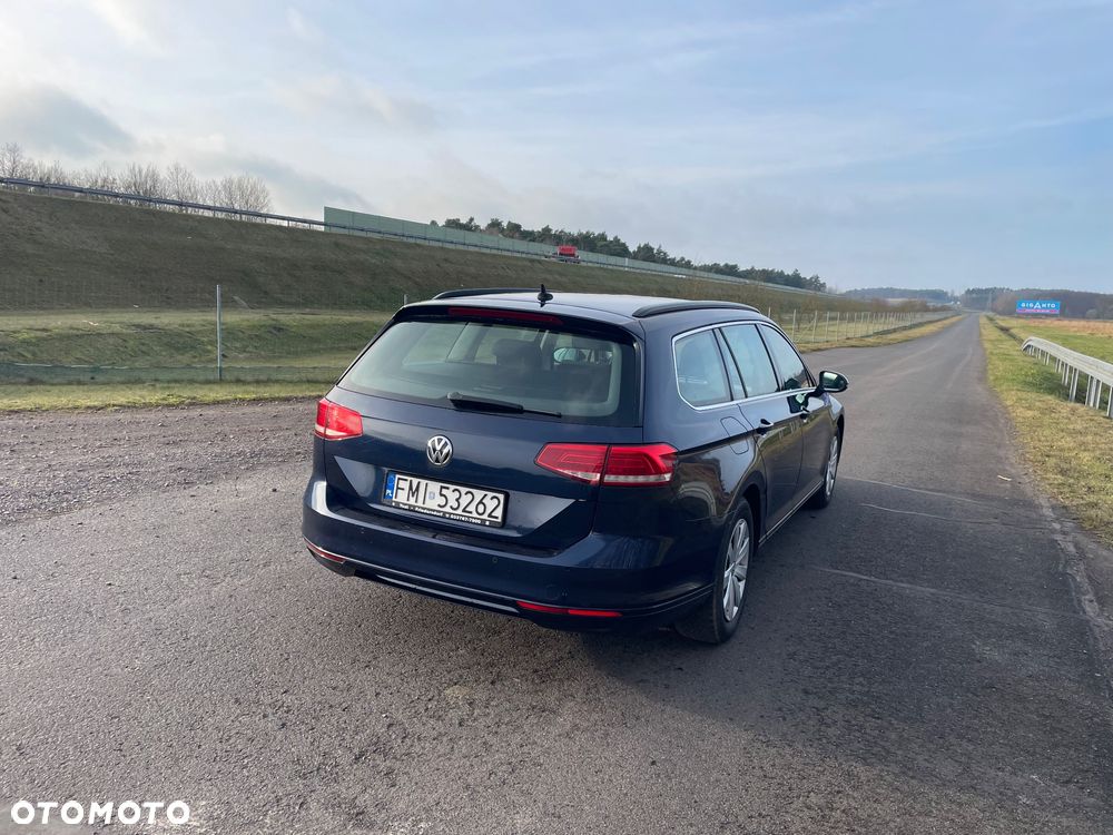Volkswagen Passat - 3
