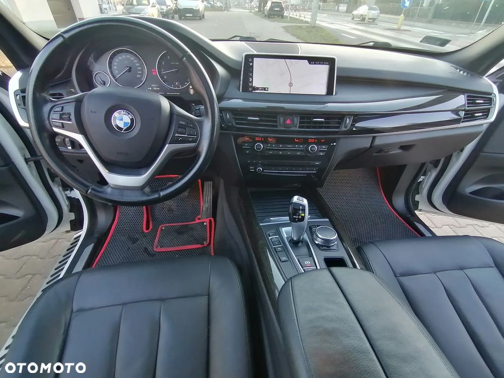 BMW X5 xDrive35i - 34