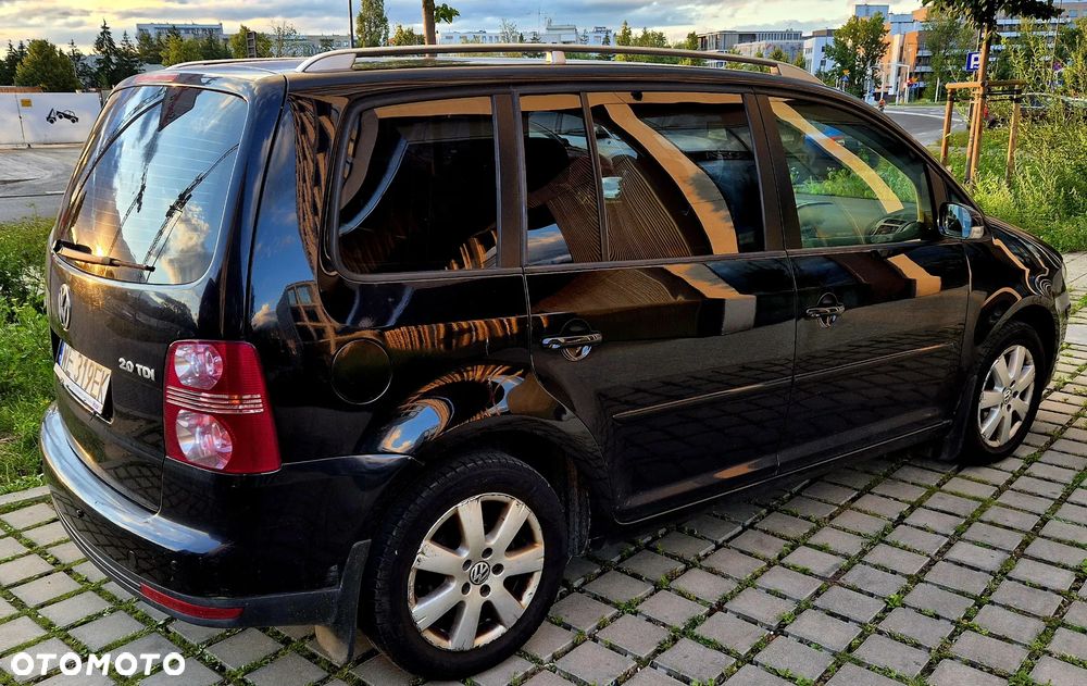 Volkswagen Touran 2.0 TDI Trendline - 1