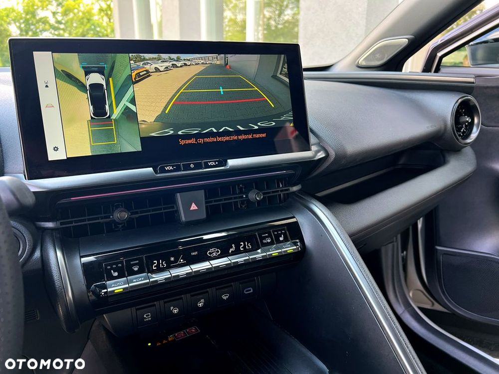 Toyota C-HR - 11