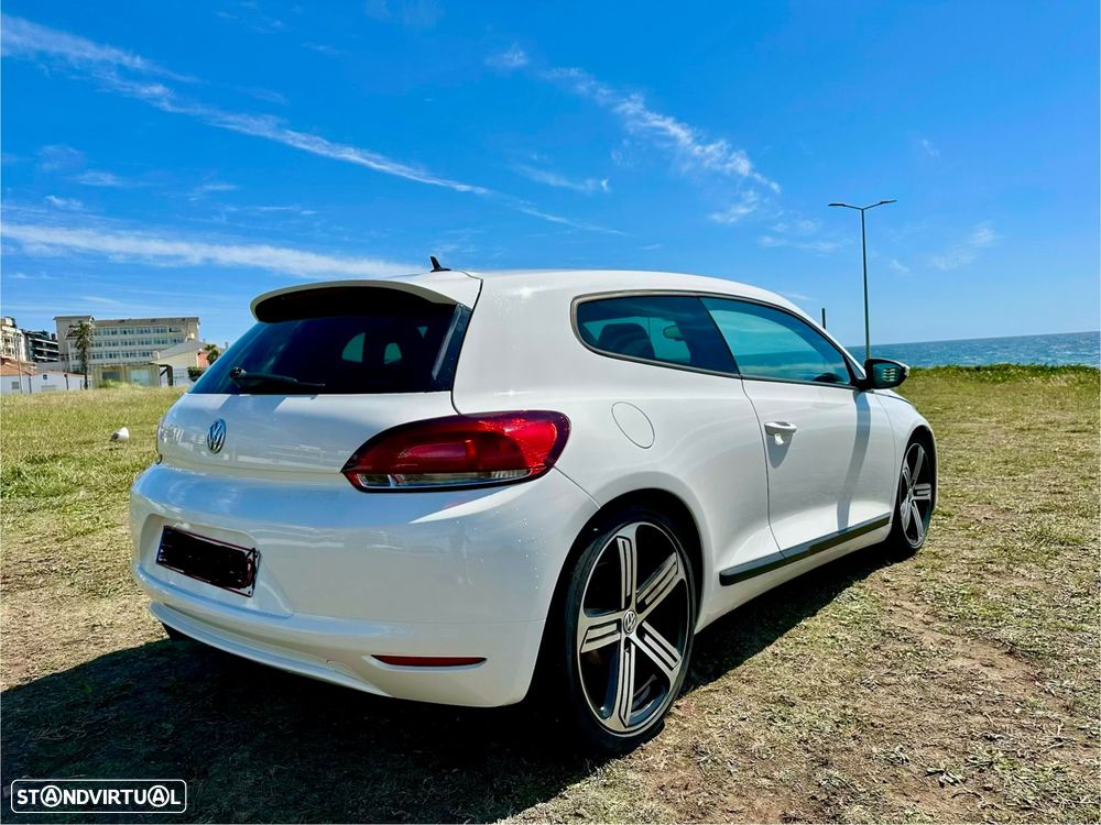 VW Scirocco 2.0 TDI DSG Edition - 4
