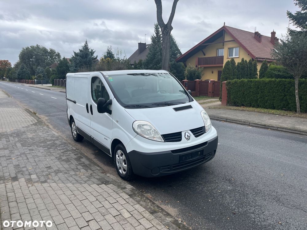Renault Trafic - 2