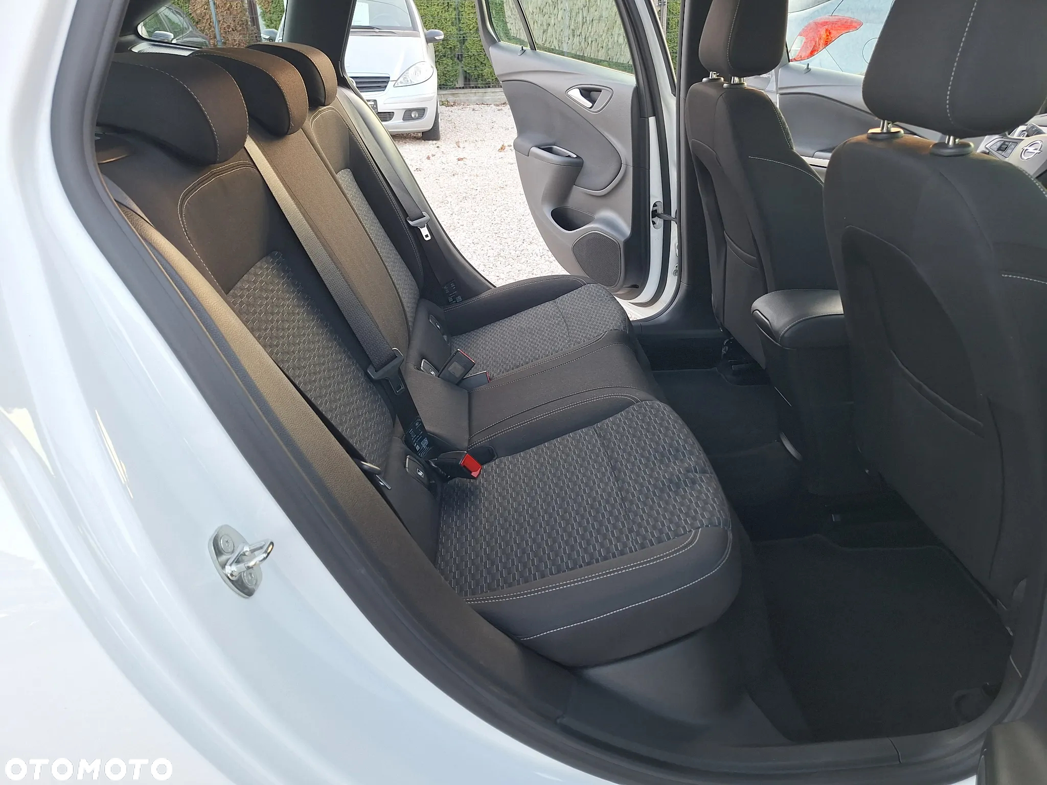 Opel Astra 1.6 CDTI Sports Tourer Active - 30