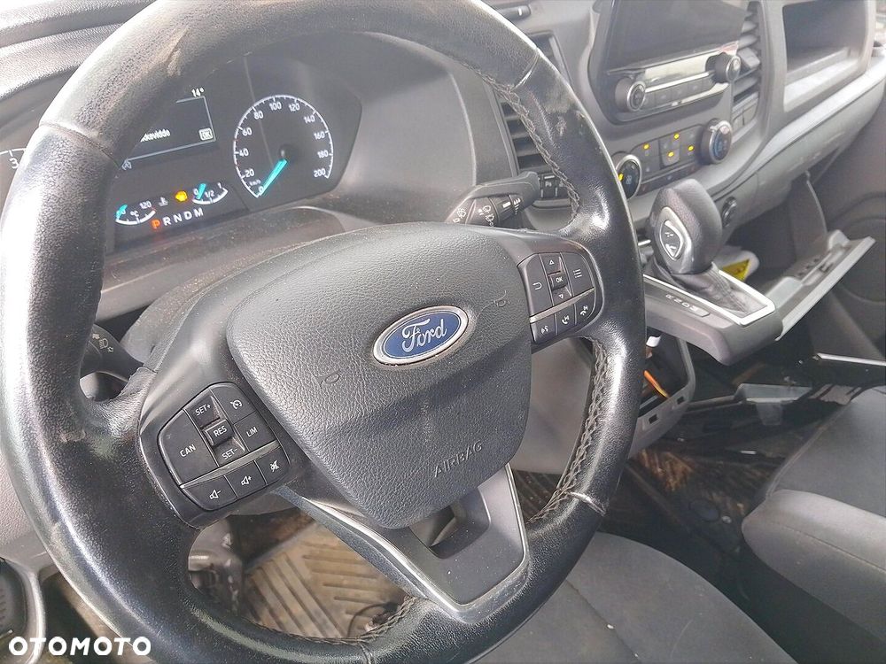 Ford Transit custom - 12