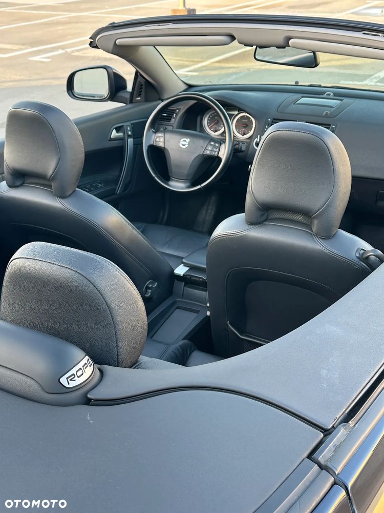 Volvo C70 - 40