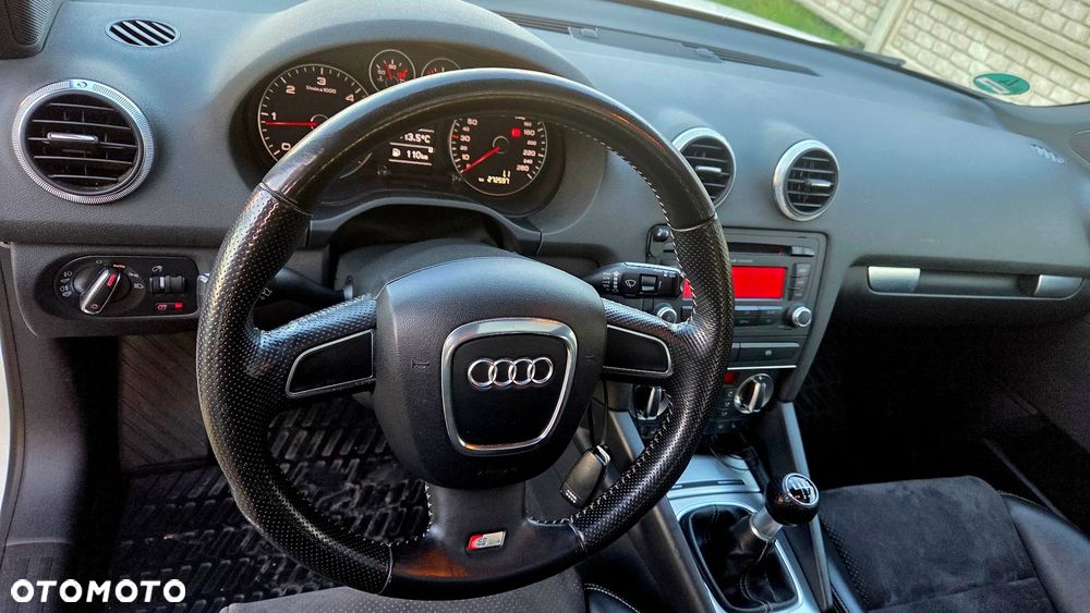Audi A3 Sportback 2.0 TDI DPF S line Sportpaket (plus) - 26