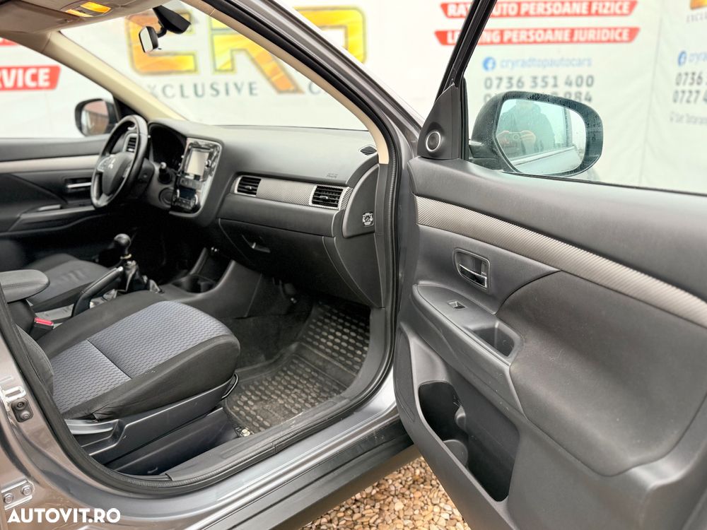 Mitsubishi Outlander 2.2 DI-D AS&G 6MT 4WD Invite A01 - 18