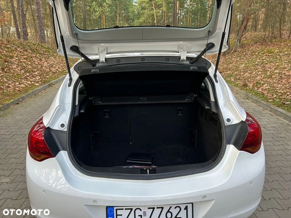 Opel Astra 1.6 Edition 111 Jahre - 25