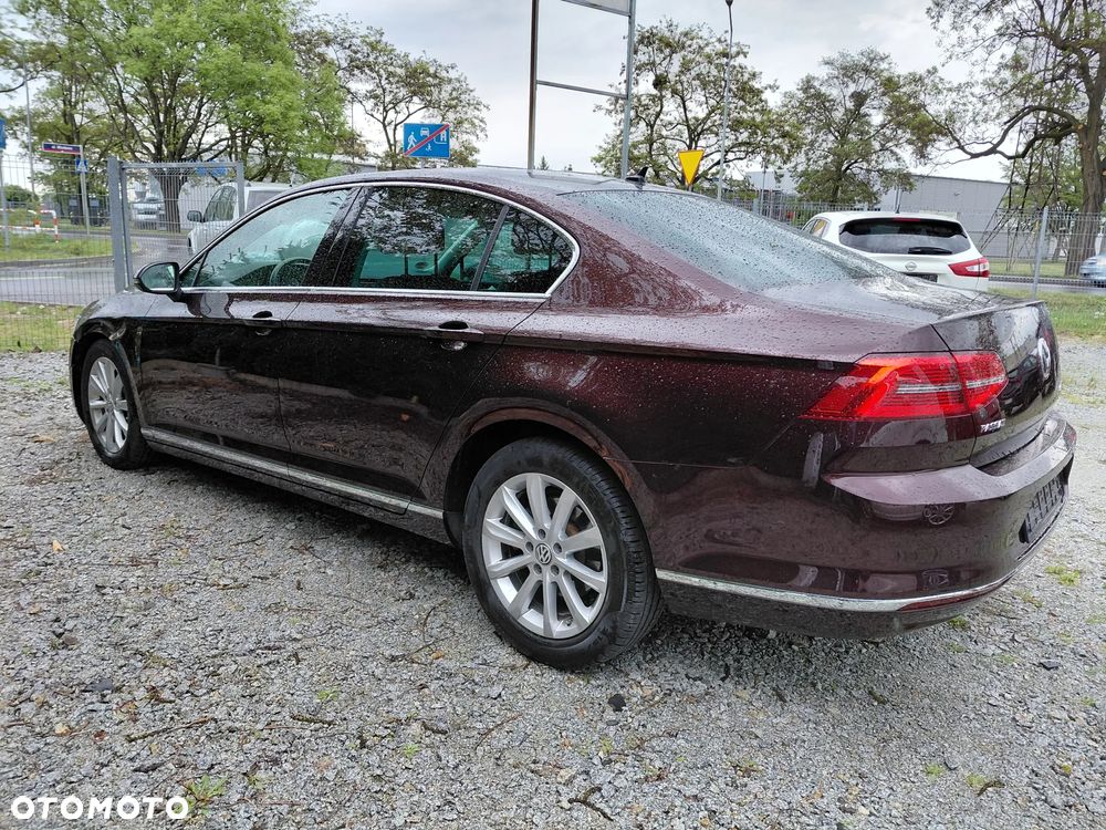 Volkswagen Passat 2.0 TDI SCR DSG Highline - 9