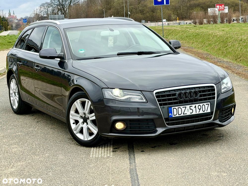 Audi A4 Avant - 11