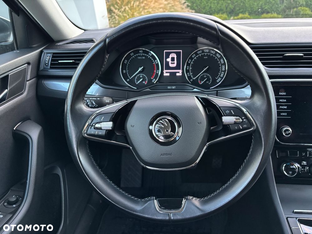 Skoda Superb 1.5 TSI Ambition DSG - 20