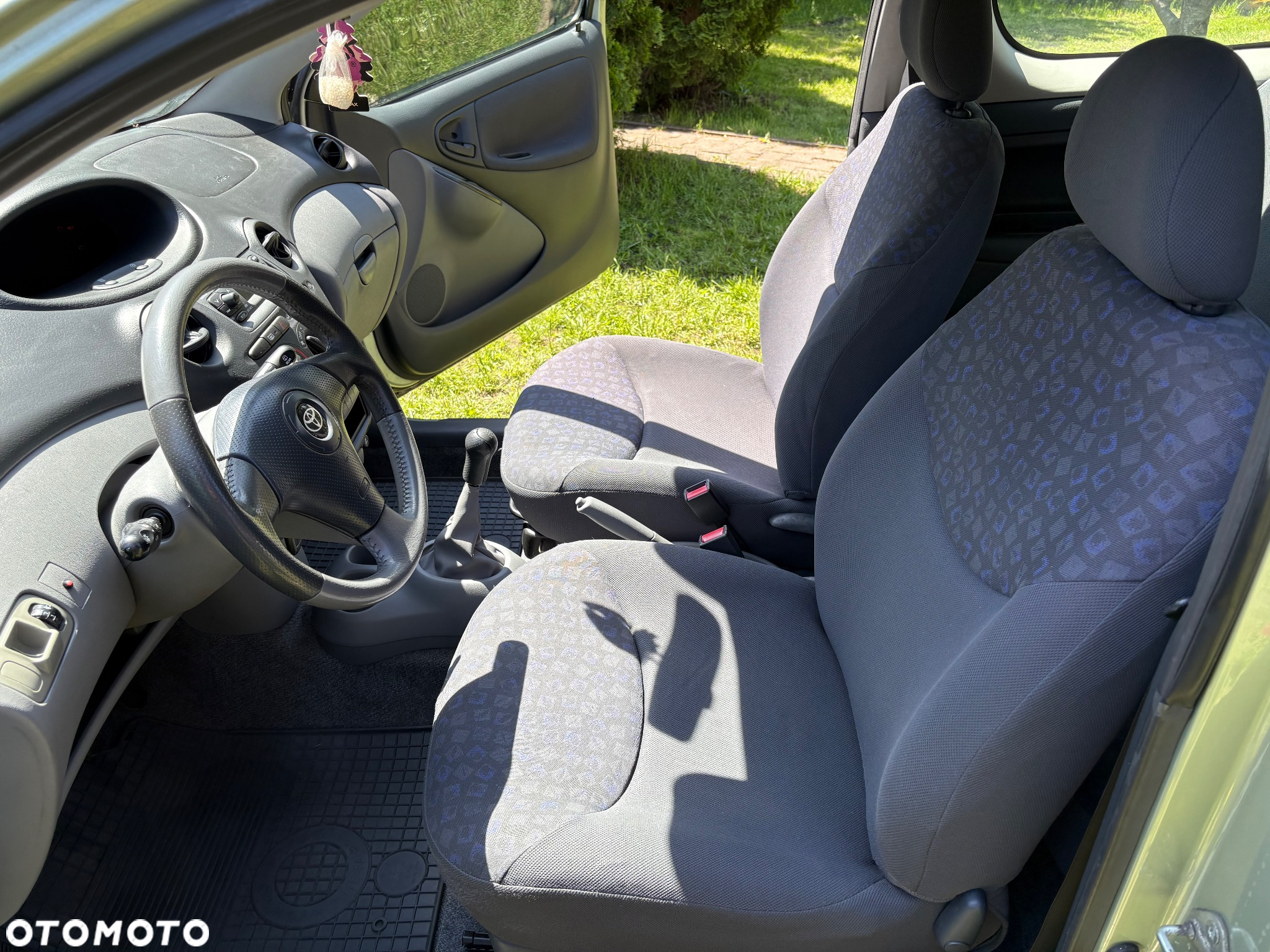 Toyota Yaris - 13