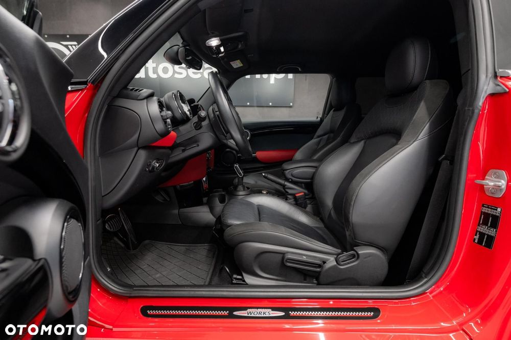 MINI John Cooper Works - 14