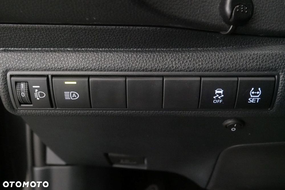 Toyota Corolla 1.8 Hybrid Active - 25