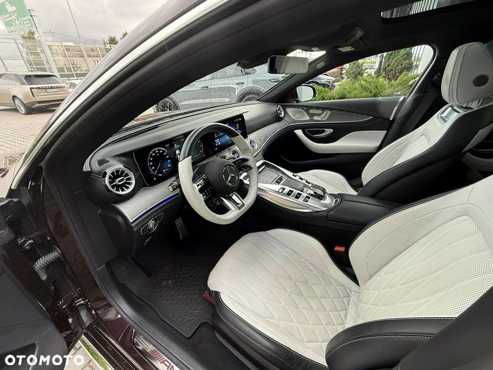 Mercedes-Benz AMG GT - 13