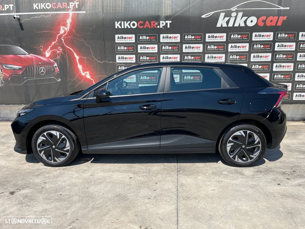 MG MG4 51 kWh Standard - 9