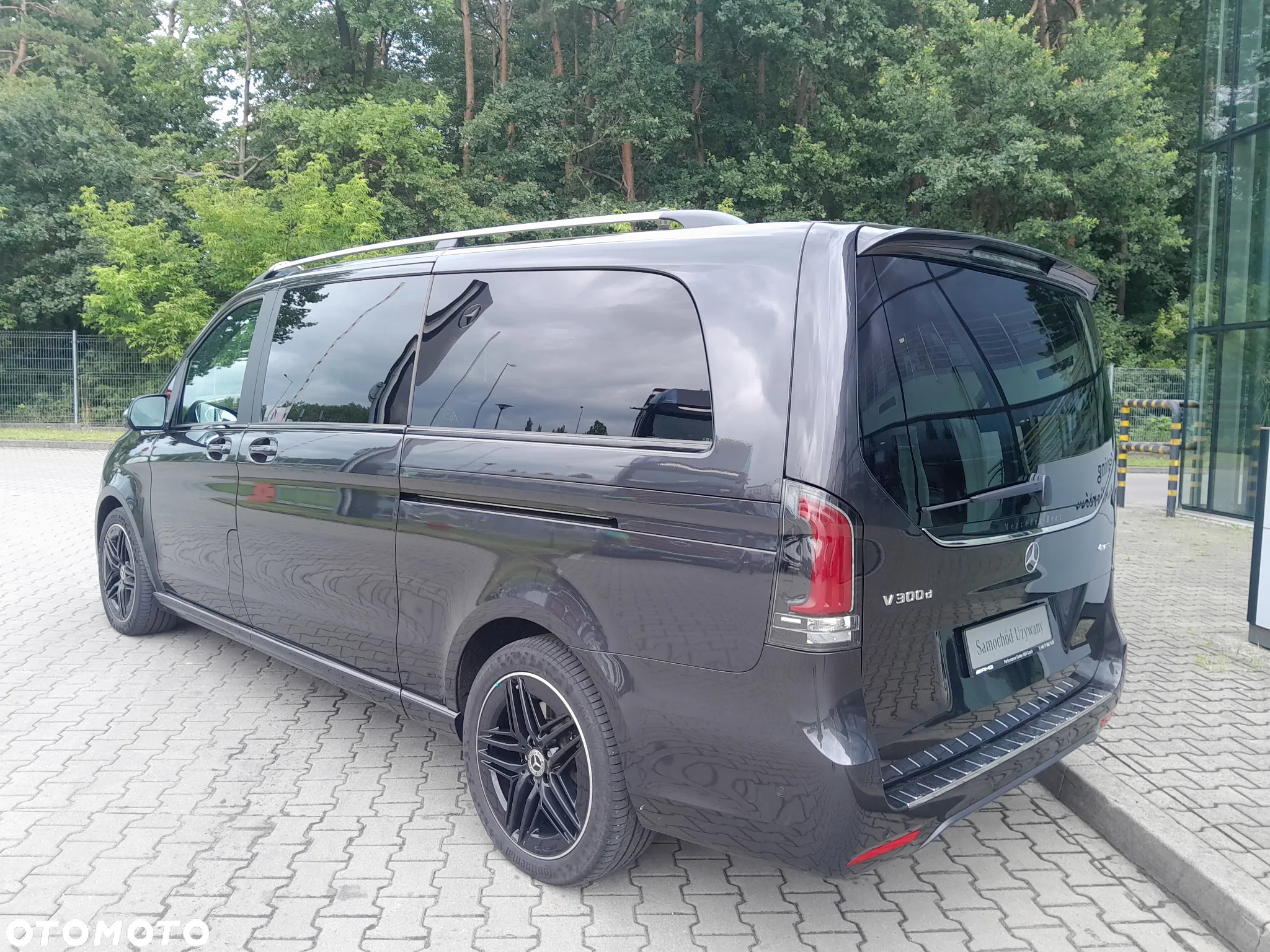 Mercedes-Benz Klasa V 300 d 9G-Tronic Exclusive (ekstra d³) - 4