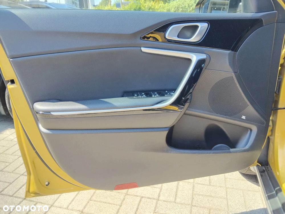 Kia XCeed 1.6 T-GDI L Business Line DCT - 23