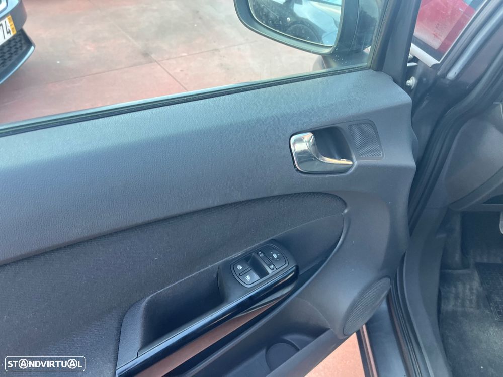Opel Corsa 1.3 CDTi Enjoy - 13