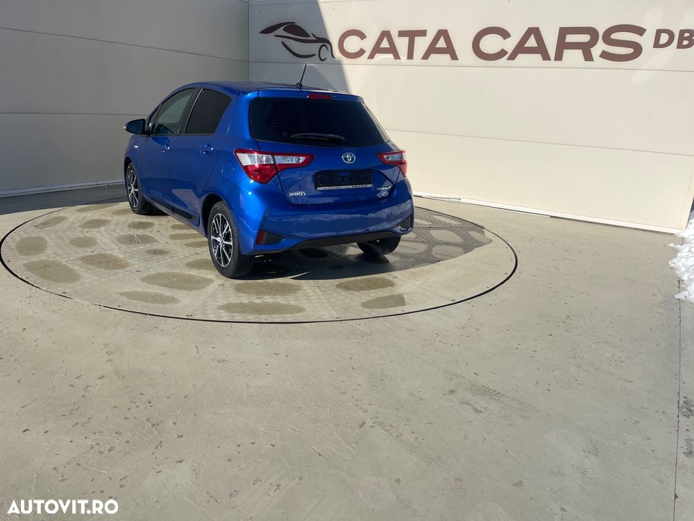 Toyota Yaris ver-1-5-vvt--i-selection - 11