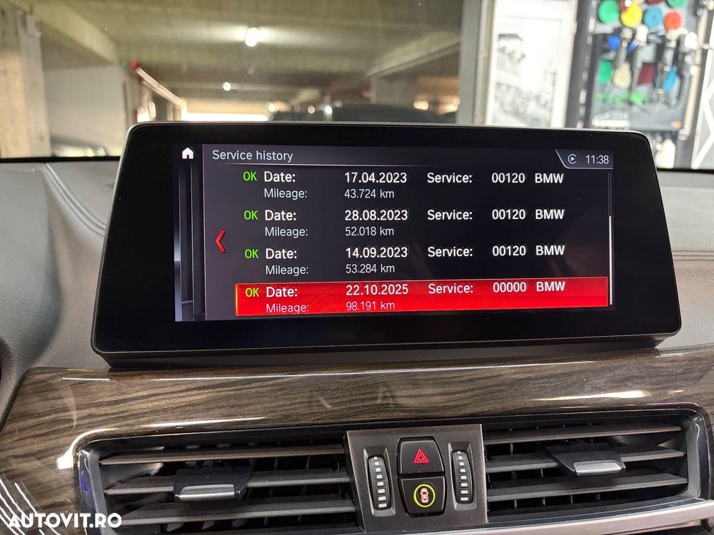 BMW X1 xDrive20d AT - 36