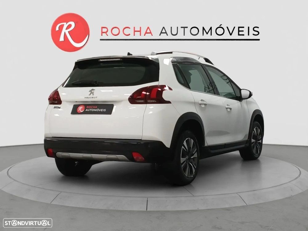 Peugeot 2008 1.2 PureTech Allure - 8