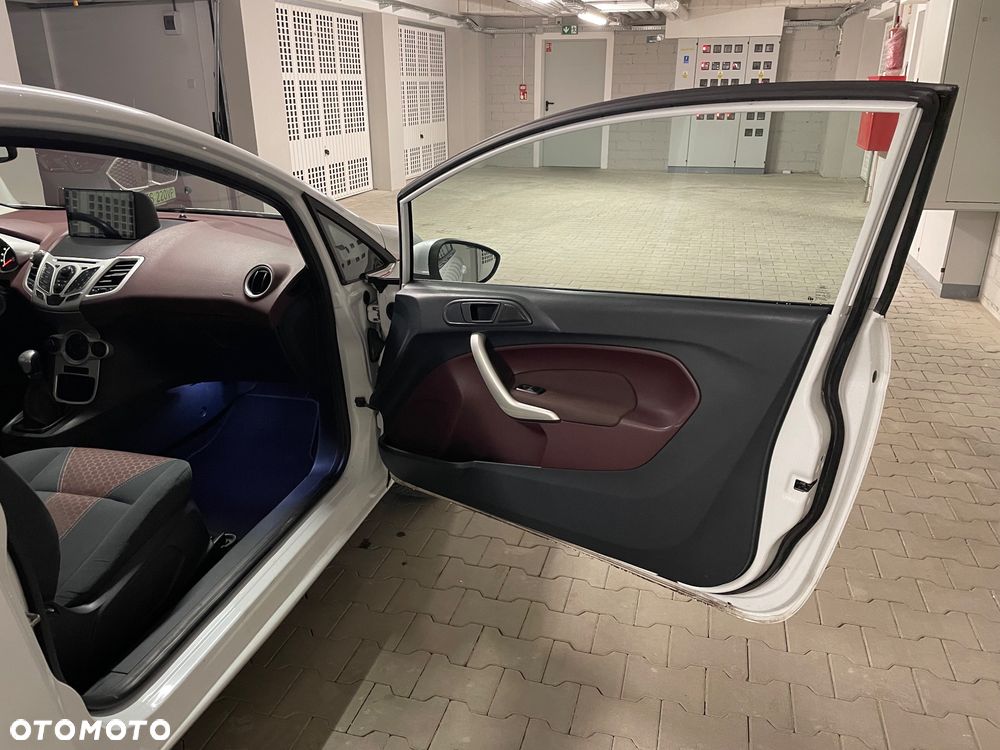 Ford Fiesta 1.25 Titanium - 10