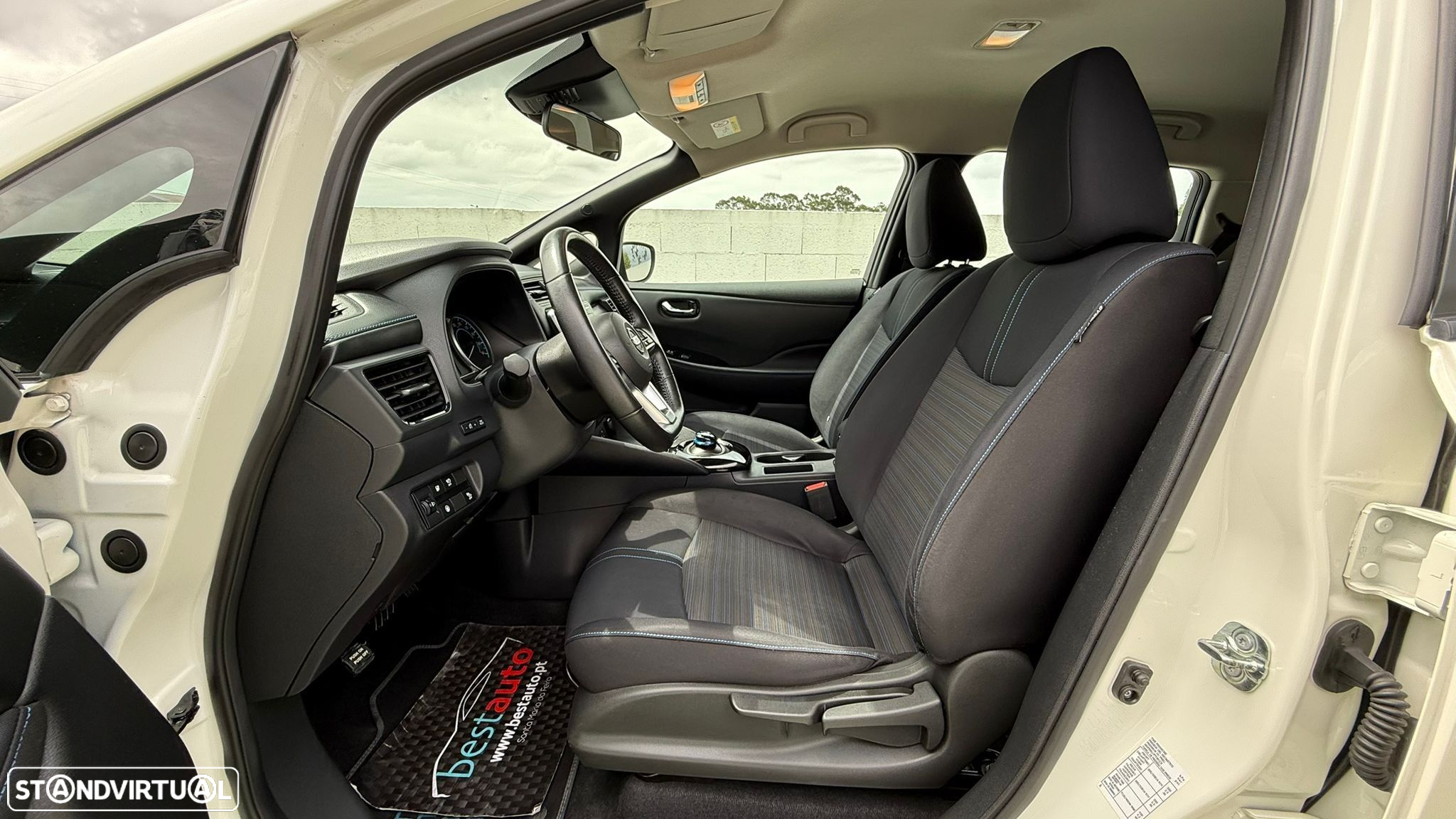 Nissan Leaf N-Connecta - 19
