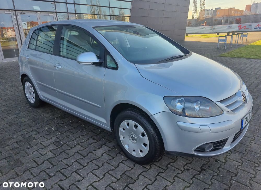 Volkswagen Golf Plus - 11