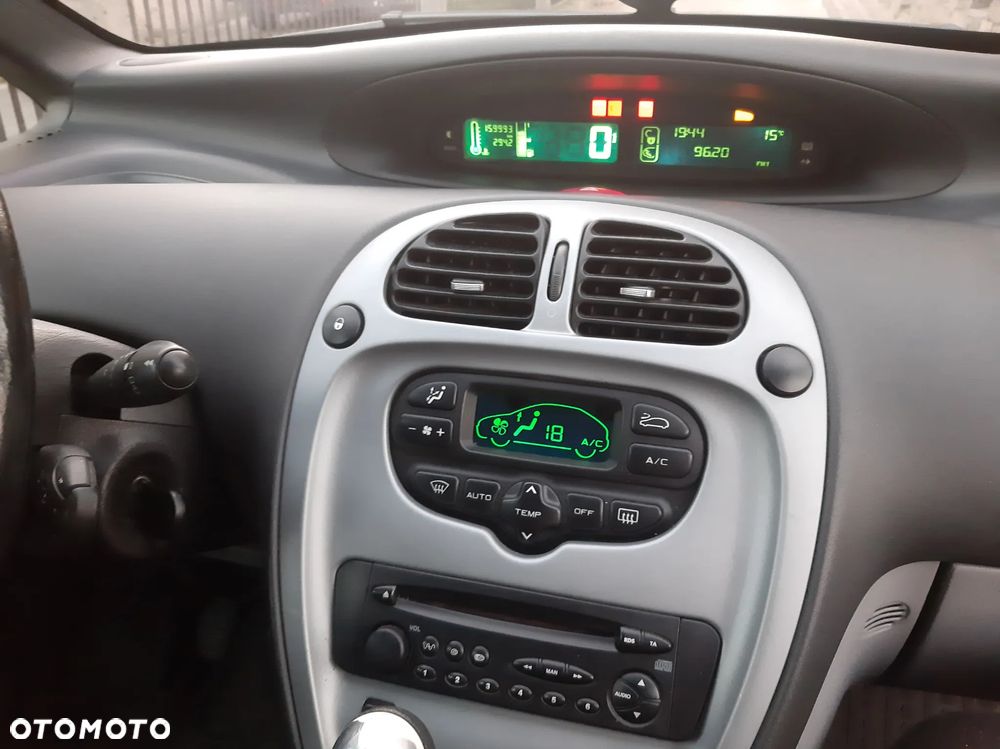 Citroën Xsara Picasso 1.6 HDI Confort - 6
