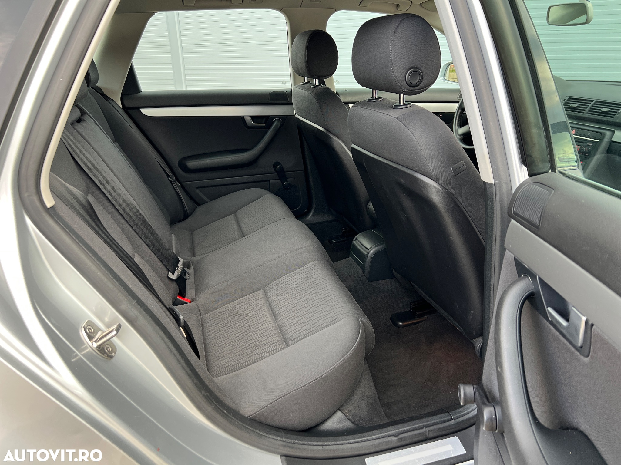 Audi A4 Avant 2.0 TDI - 11