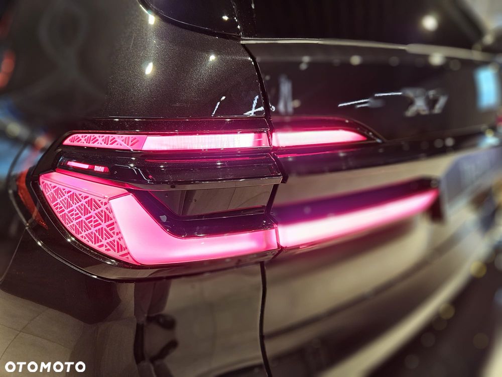 BMW X7 - 30