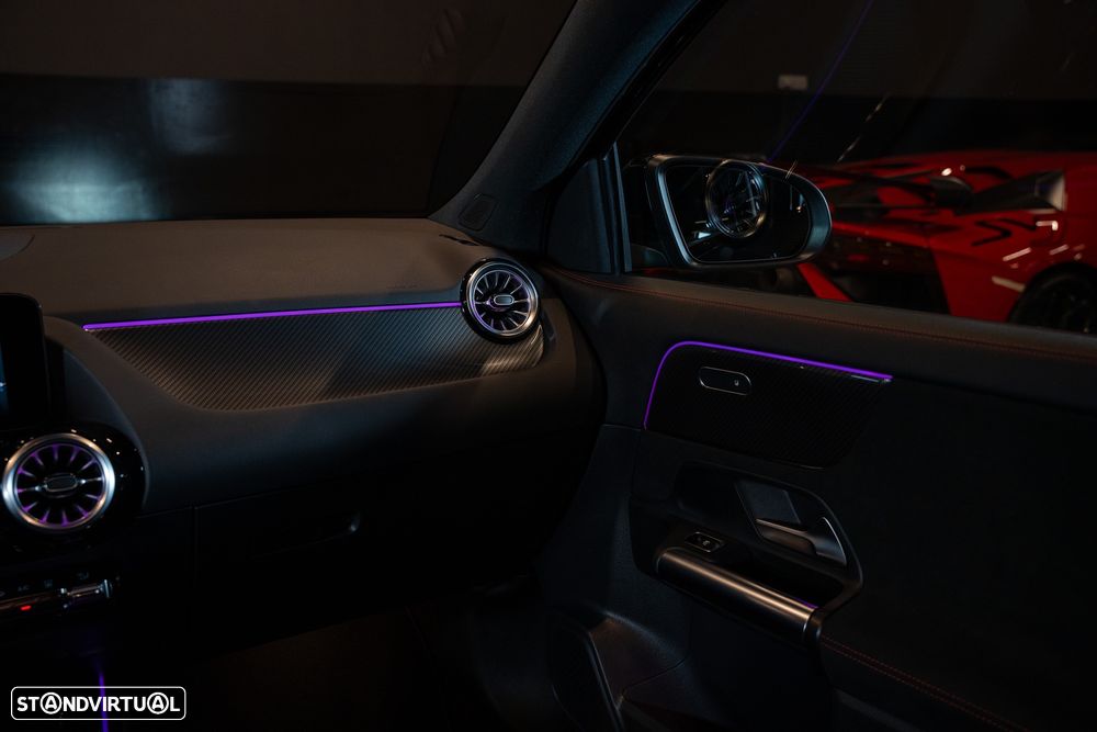 Mercedes-Benz GLA 250 e AMG Line - 13