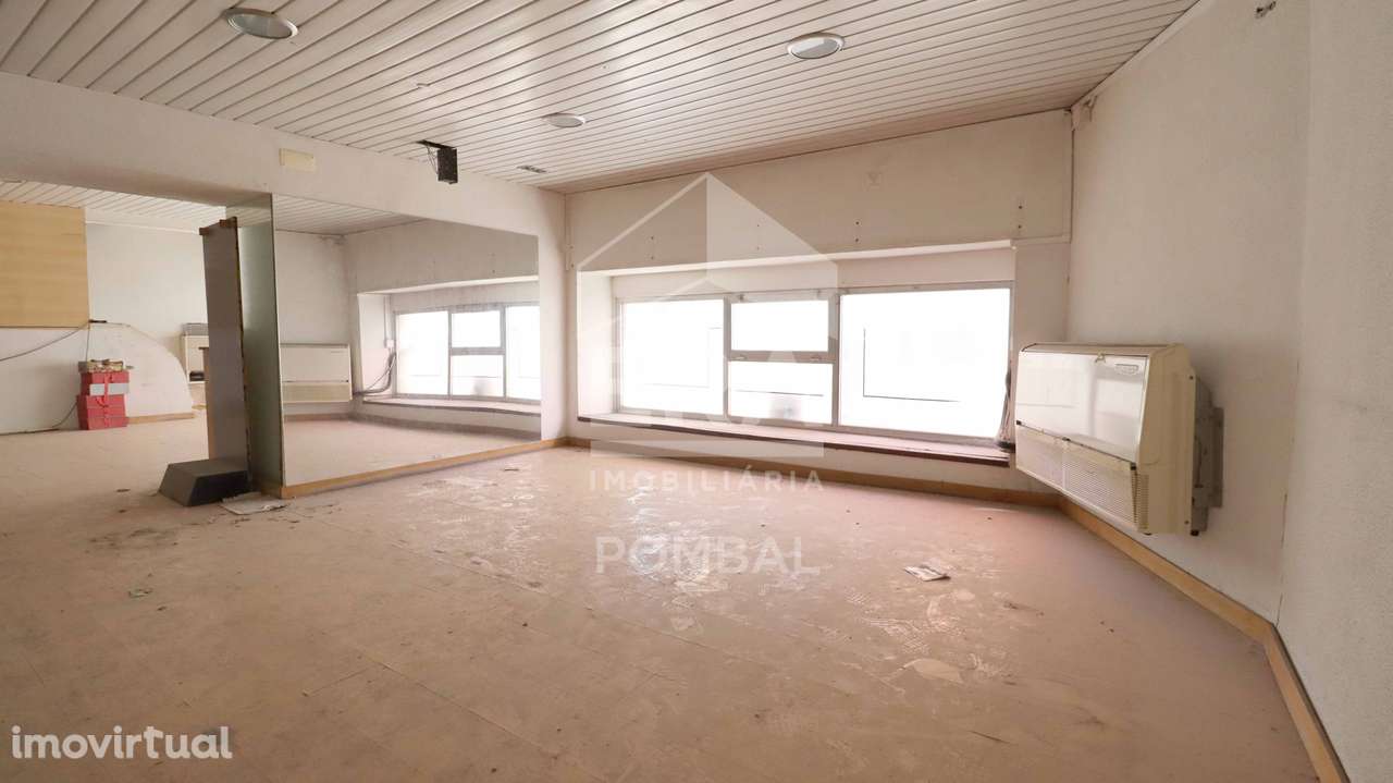 Prédio no centro da Coimbra para remodelar - Grande imagem: 4/21