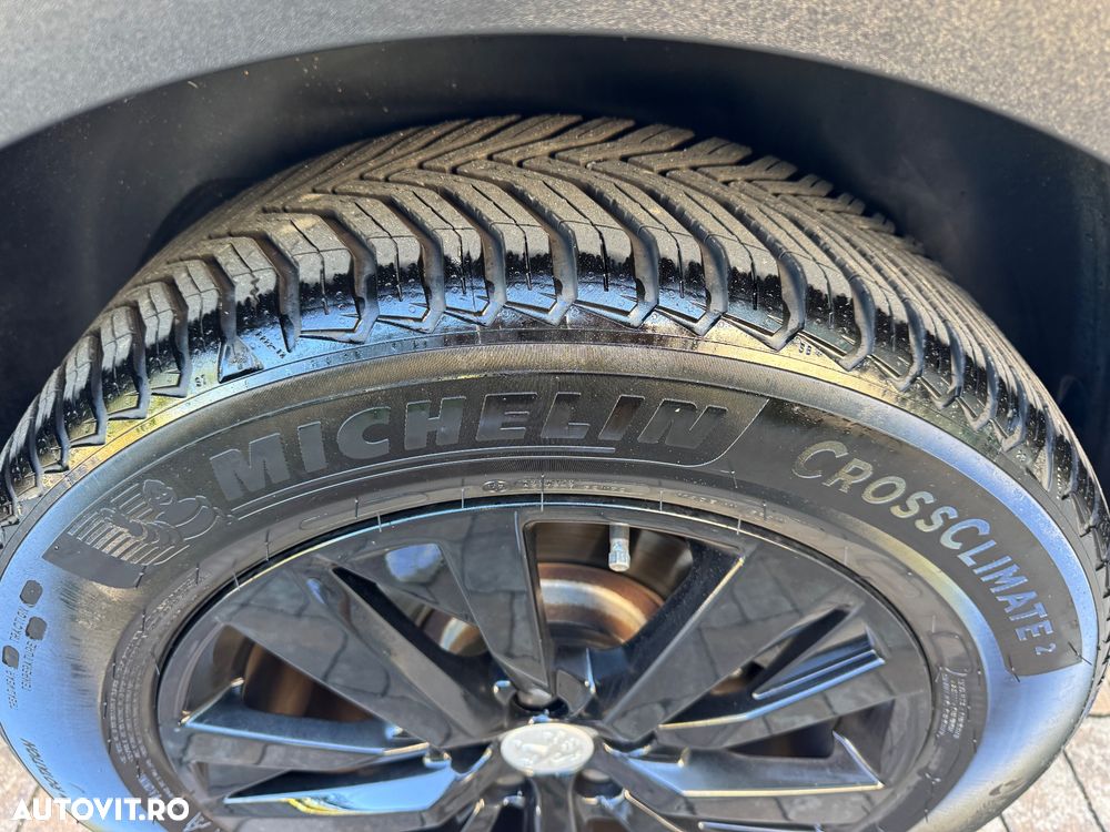 Peugeot 3008 PureTech 130 Stop & Start GPF EAT8 Allure Pack - 14