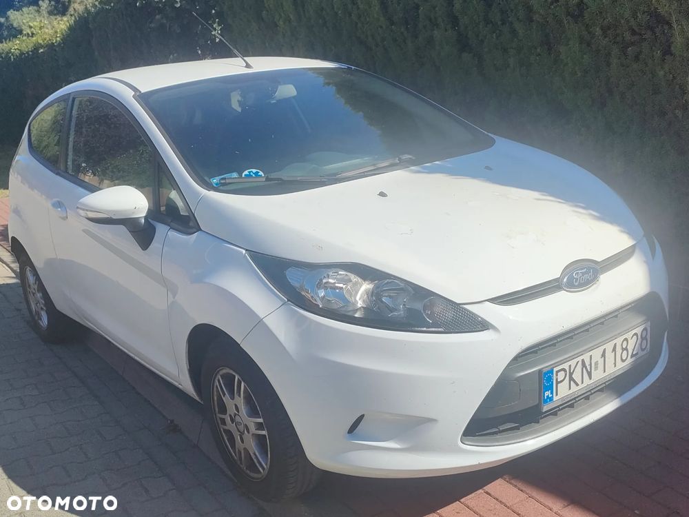 Ford Fiesta - 2