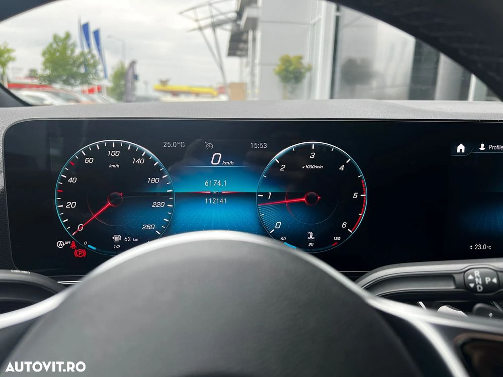 Mercedes-Benz GLA 200 d 8G-DCT - 17