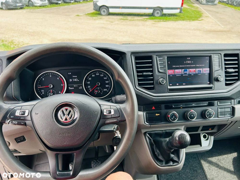 Volkswagen Crafter - 12